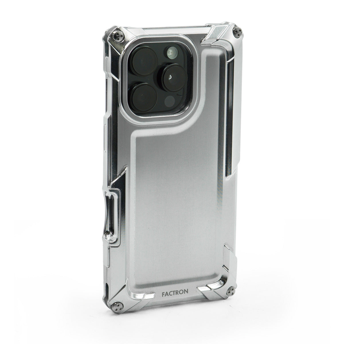 Quattro for iPhone 17Pro Max HDシャイニーシルバー 超々ジュラルミン